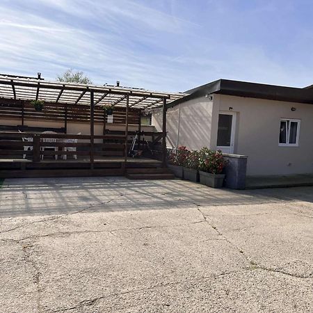 Nuit Insolite Au Coeur D'Un Ranch Proche D'Europa Park Schwobsheim Exterior foto